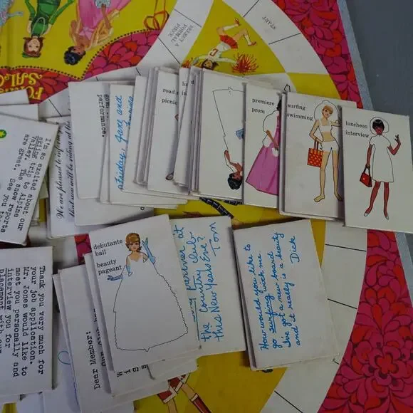 1969 What Shall I Wear Board Game Selchow & Righter - Picture 4 of 13